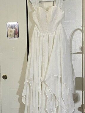 Hebeos Ivory Layered Chiffon Gown